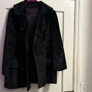 🖤 Vintage 60s–70s Black Astrakhan Style Coat –Mob wife vibe